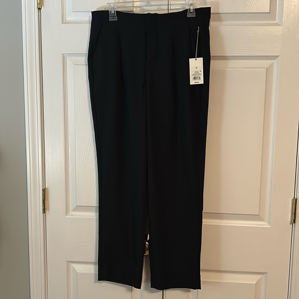 USED Black high rise ankle pants